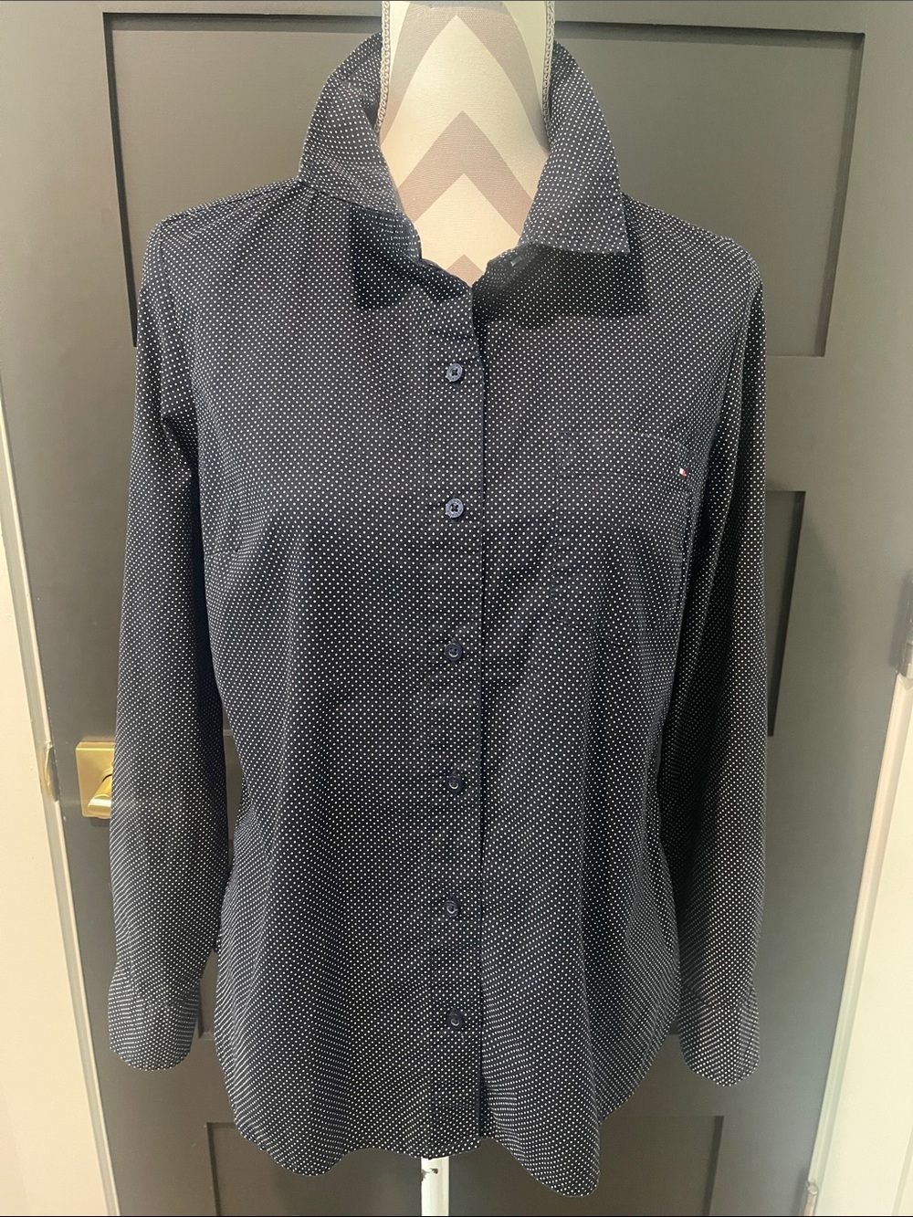 Tommy Hilfiger Polka Dot Cotton Roll Tab Sleeve Button Down Shirt Size M